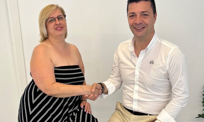 ΜΑΥΡΟΘΑΛΑΣΣΙΤΗ ΦΡΟΣΩ