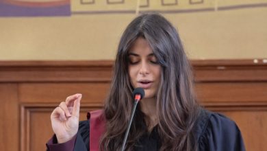 Apofoitisi me prwtia gia tin efi makari apo to panteio panepistimio