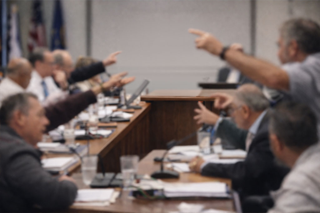 Nafplio kalesma tou syllogou to anapli enopsei suzitisis gia ta teli koinoxristwn xwrwn