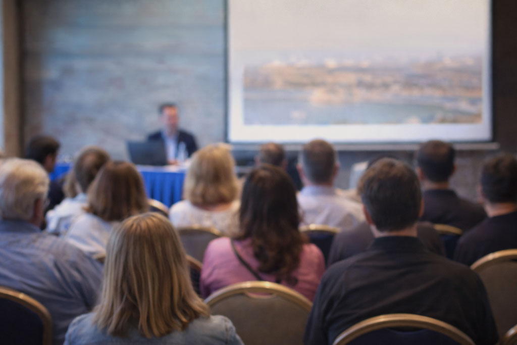 Nafplio parousiasi ereunwn kai psifiakis kampanias gia tin touristiki provoli erwtimata gia ta apotelesmata