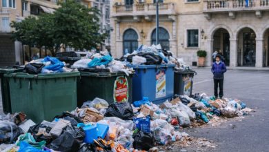 Nafplio parapona gia susswreusi aporrimatwn sto kentro apenanti apo to dimarxeio